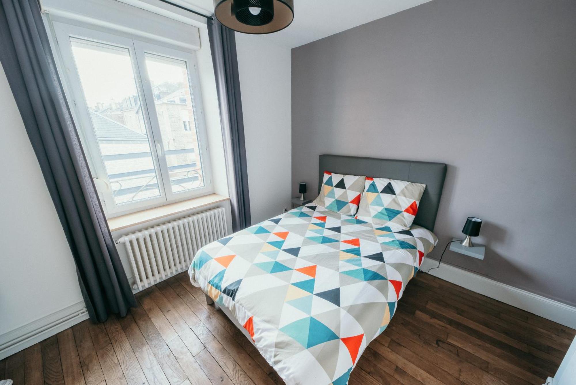 Appartement D'Alexandre Hyper Centre-Ville Charleville-Mézières Екстериор снимка