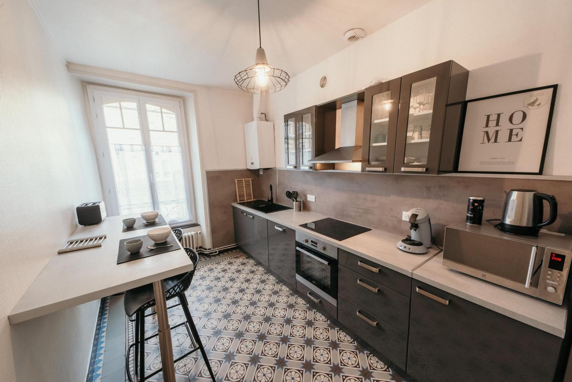 Appartement D'Alexandre Hyper Centre-Ville Charleville-Mézières Екстериор снимка